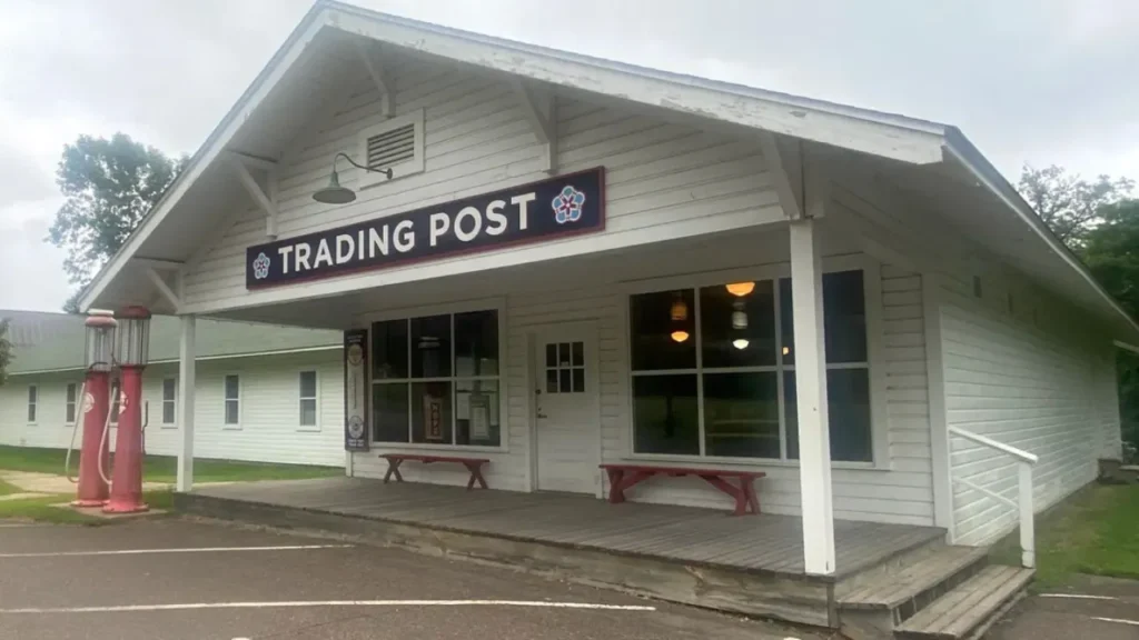 Mille Lacs Indian Museum and Trading Post